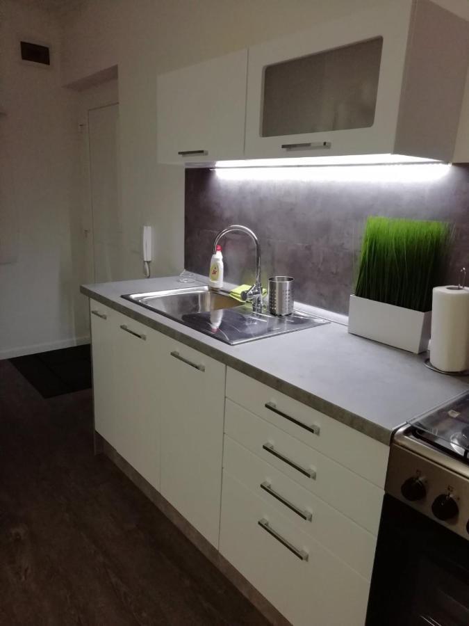 Salvus Apartman Apartment Егер Екстериор снимка